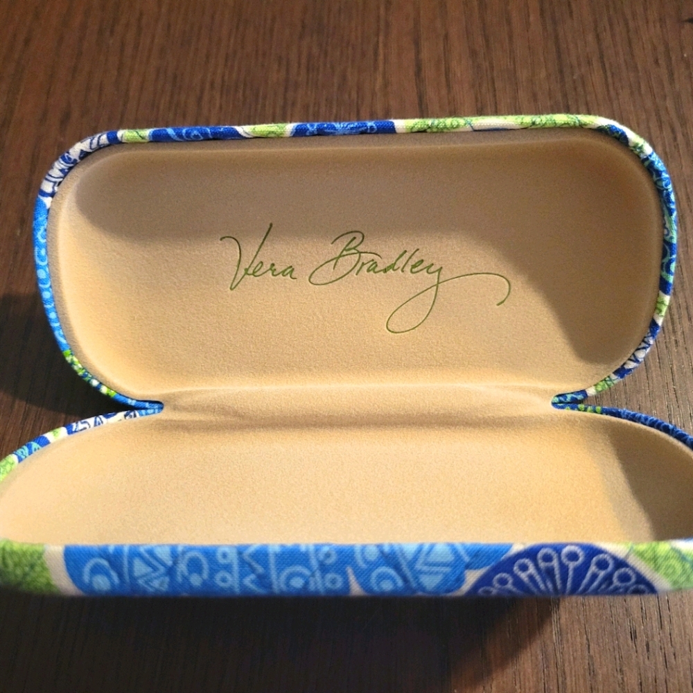 Vera Bradley hard shell glasses case doodle daisy